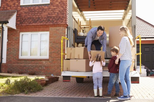 Removal van and movers handling urgent same day removals in Kensington street