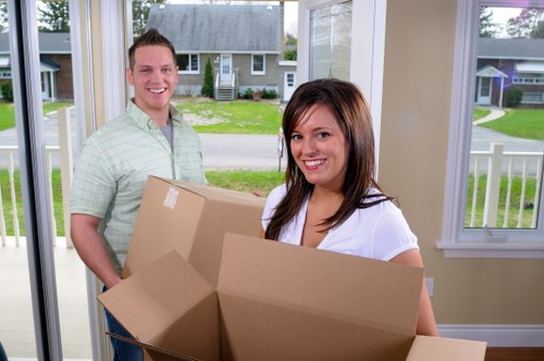 Experienced movers handling a short-distance move in Kensington