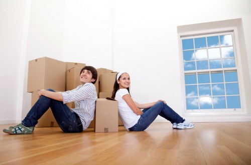 Moving truck service covering Kensington, South Kensington, and nearby areas