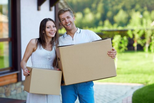 Packing and preparing items for storage in Kensington