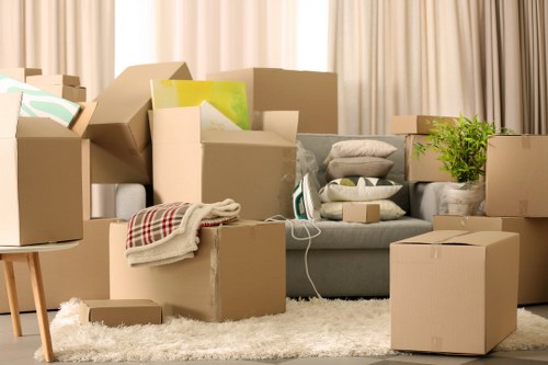 Furniture moving support for a Kensington flat relocation