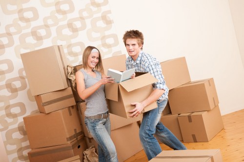 Preparation checklist for urgent removals in a Kensington flat